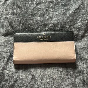 Kate Spade Black and Cream Wallet